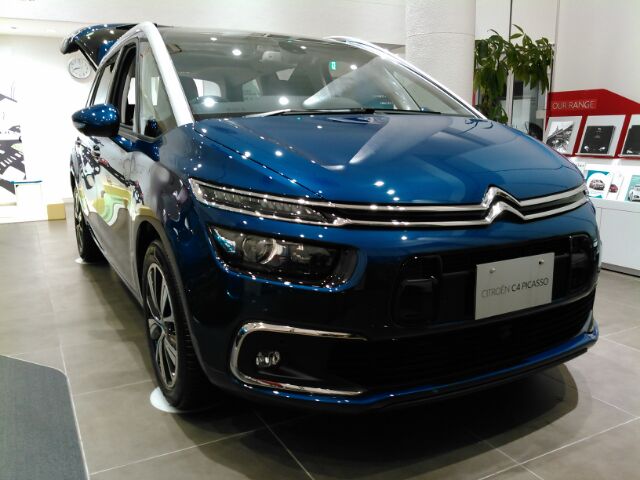 NEW　GRAND　C4　PICASSO　デビュ－しました