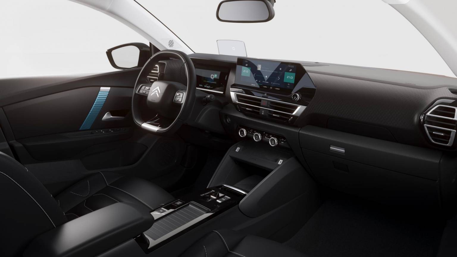 新型C4が発表されました　　
