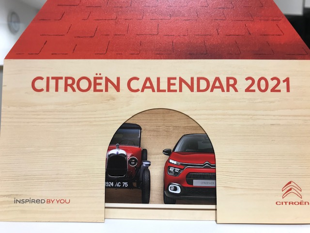 ２０２１年シトロエンカレンダー