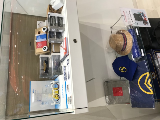 各種アクセサリー販売中です