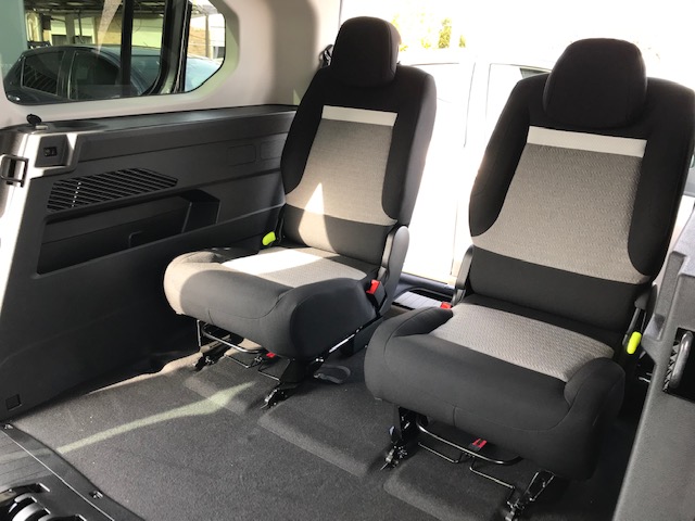 ベルランゴ　ロング展示車入荷しました